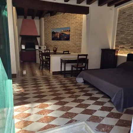 Gdl House *