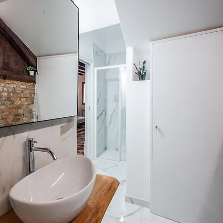 Apartment Gdl House Venedig