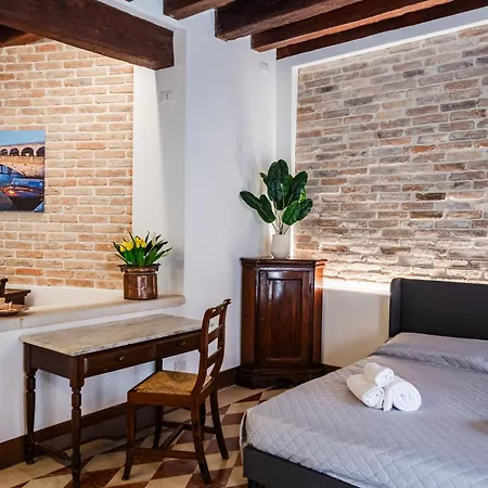 Apartment Gdl House *